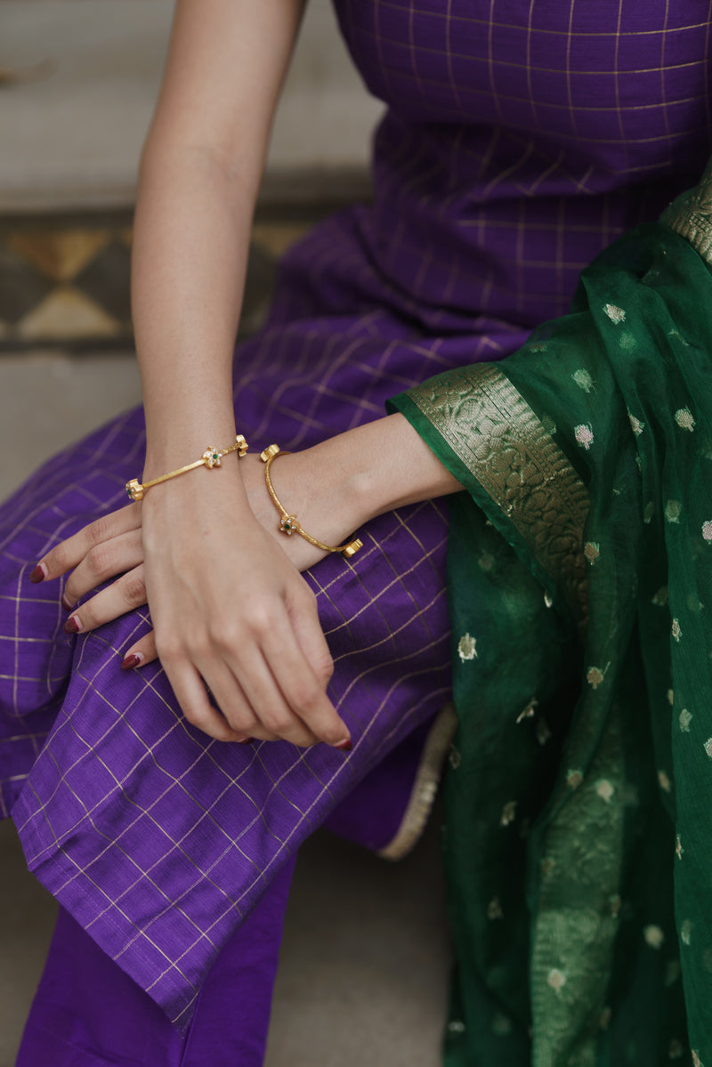 Sonali - Violet