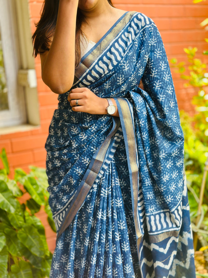 EXP - Kanmani  Indigo with white Handblock printed Maheshwari silk cotton saree