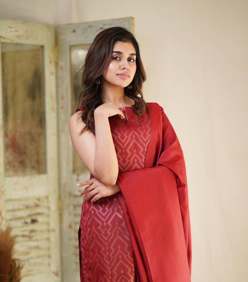 EXP - Rathi Red