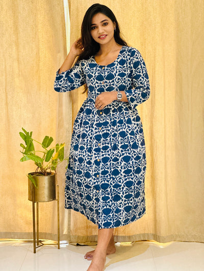 EXP - Lilly Indigo