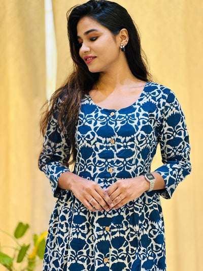 EXP - Lilly Indigo