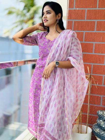 Kanmani -  Lilac Kota Doria suit set