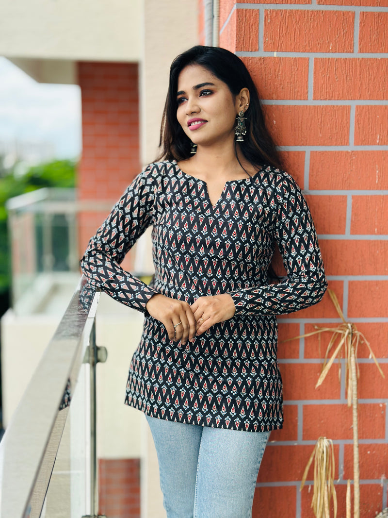 EXP - Nitya Black