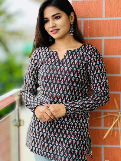 EXP - Nitya Black