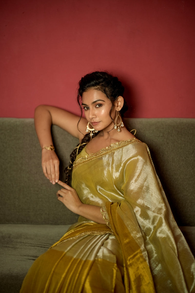 EXP - Ruhi - Handwoven Tissue Saree - Silver + Gold