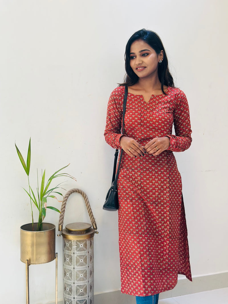 EXP Kanmani - Lotus Kurta