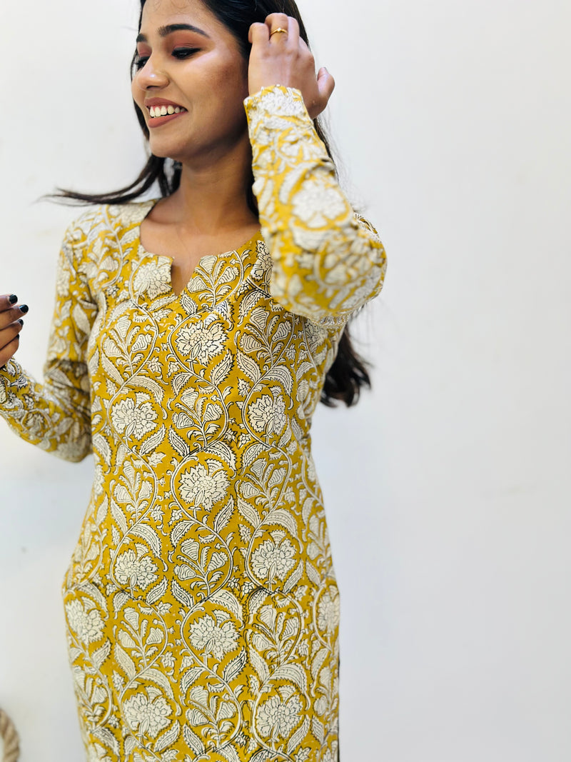 EXP Kanmani - Mustard kurta