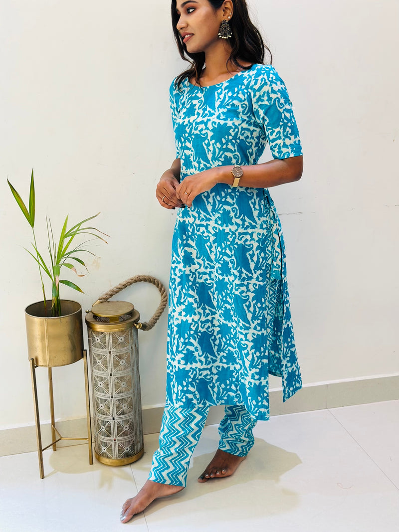 Kanmani - Blue floral