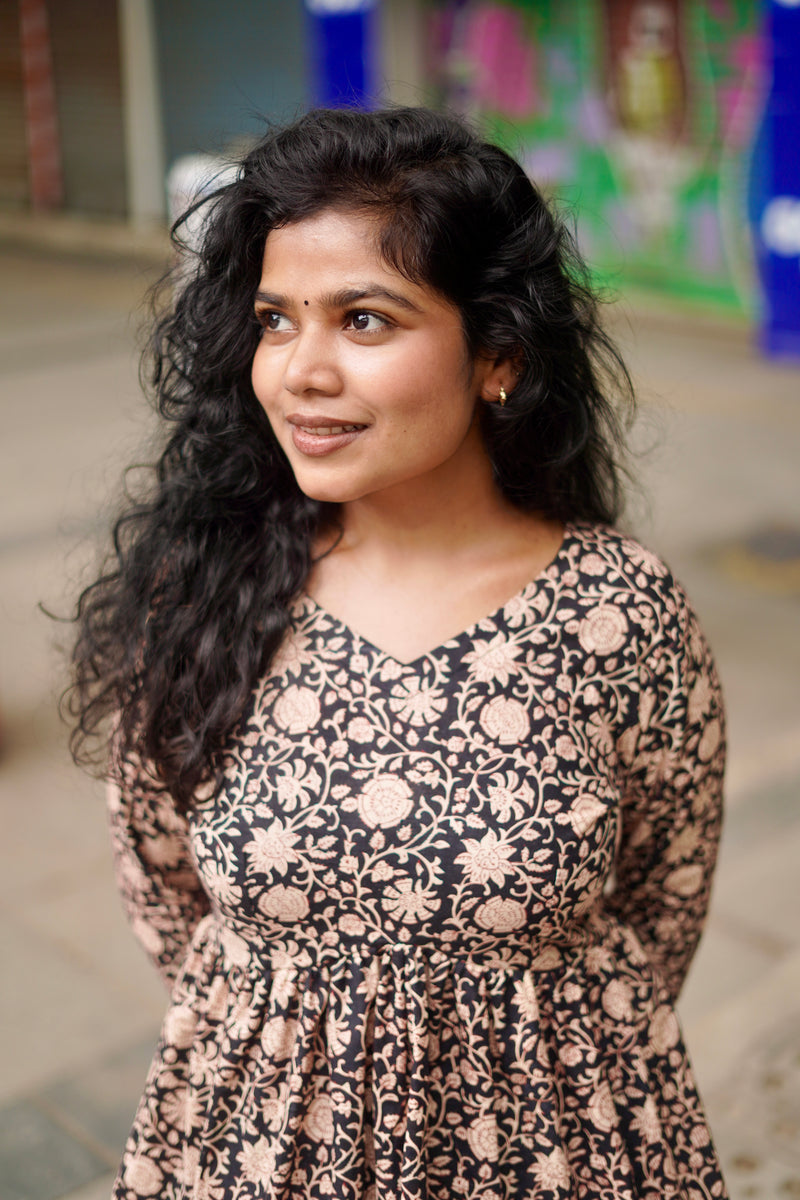 Aara - Dusky Petals peplum