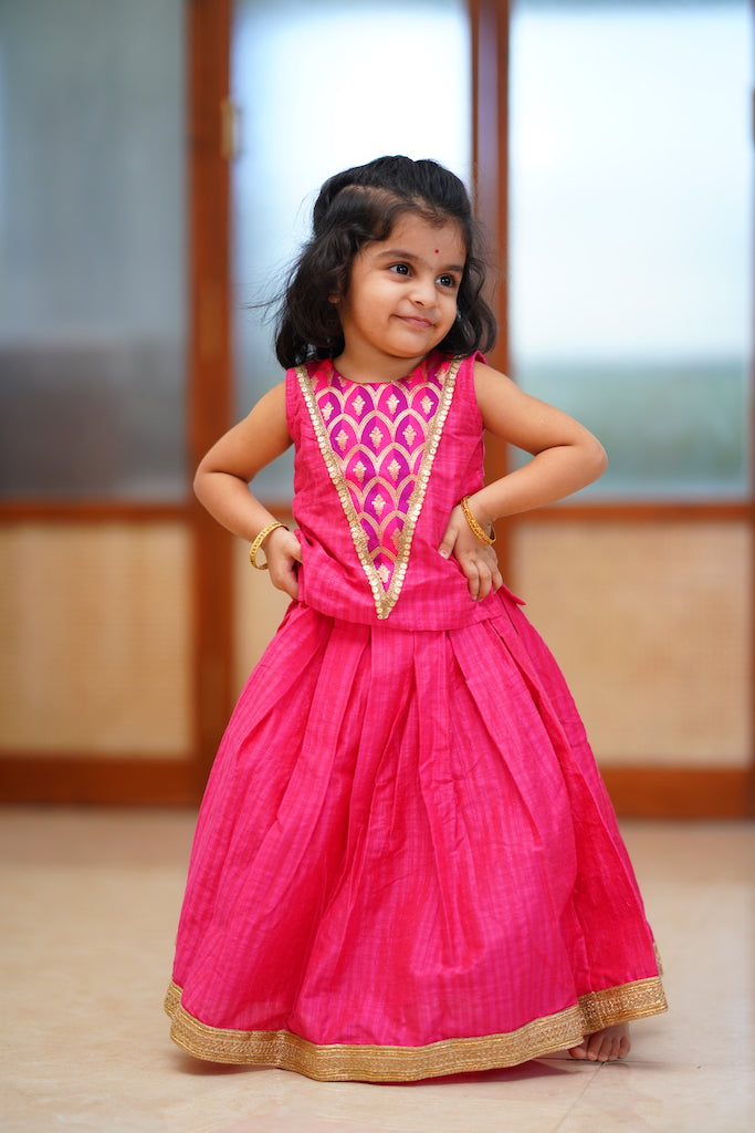 Aarvi Pink Skirt Set Mini