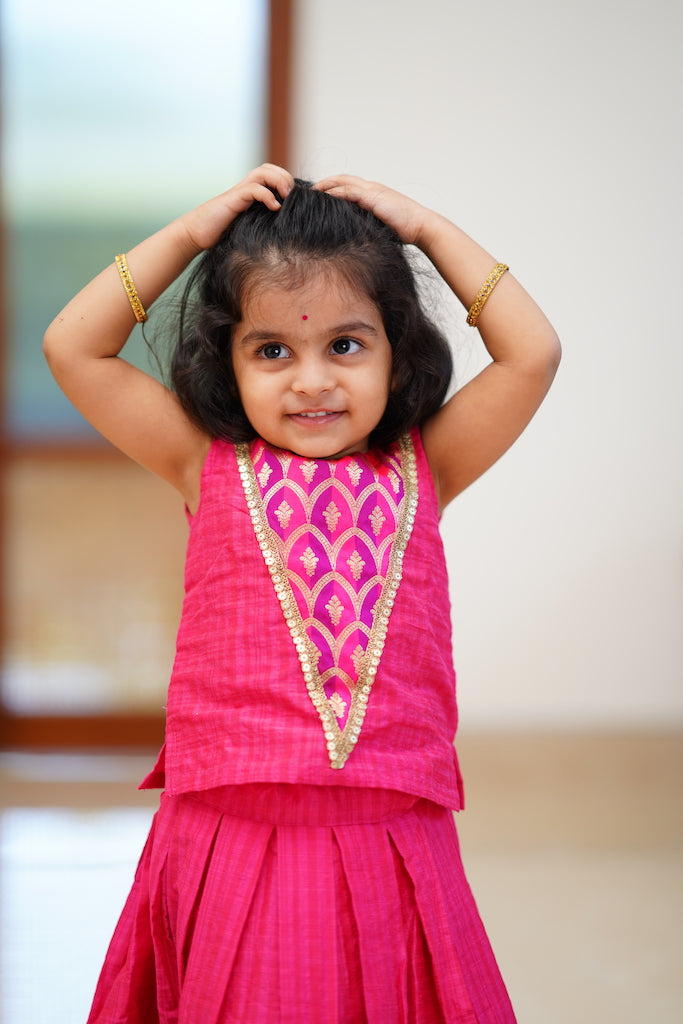 Aarvi Pink Skirt Set Mini