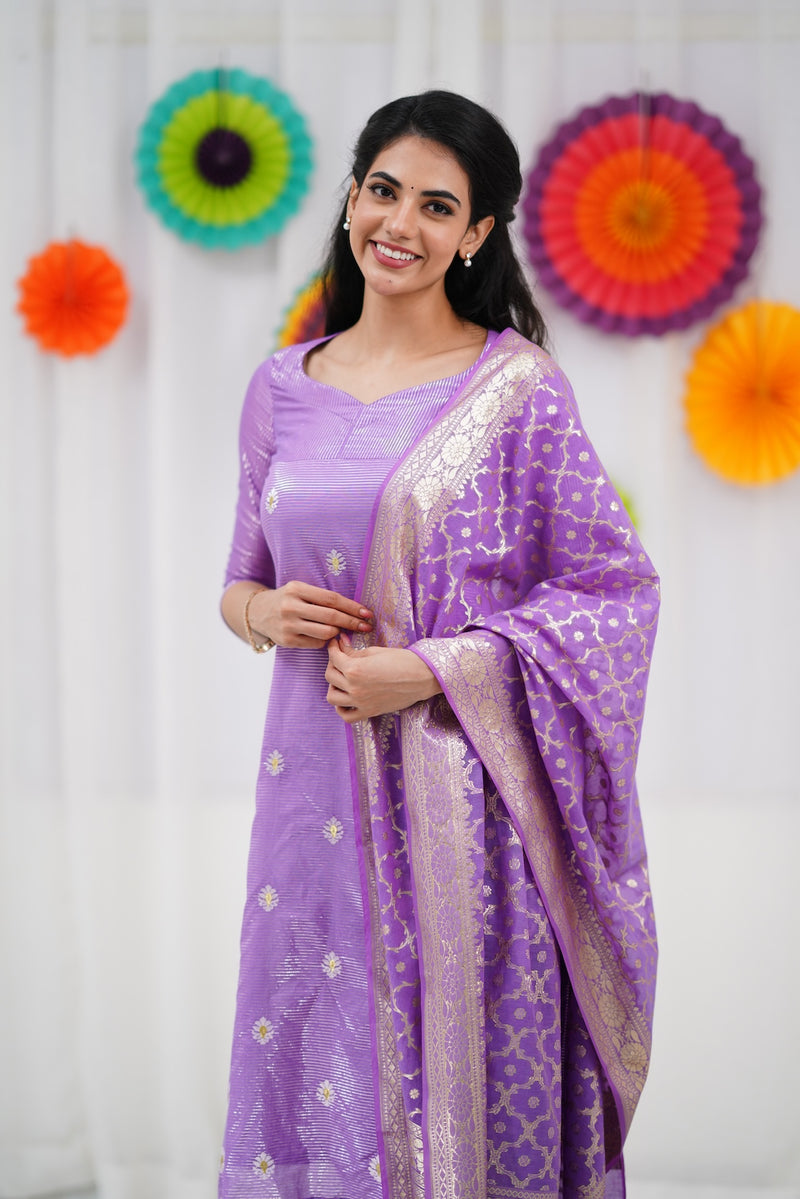 Bavana Banarasi Silk Cotton Set - Lavender