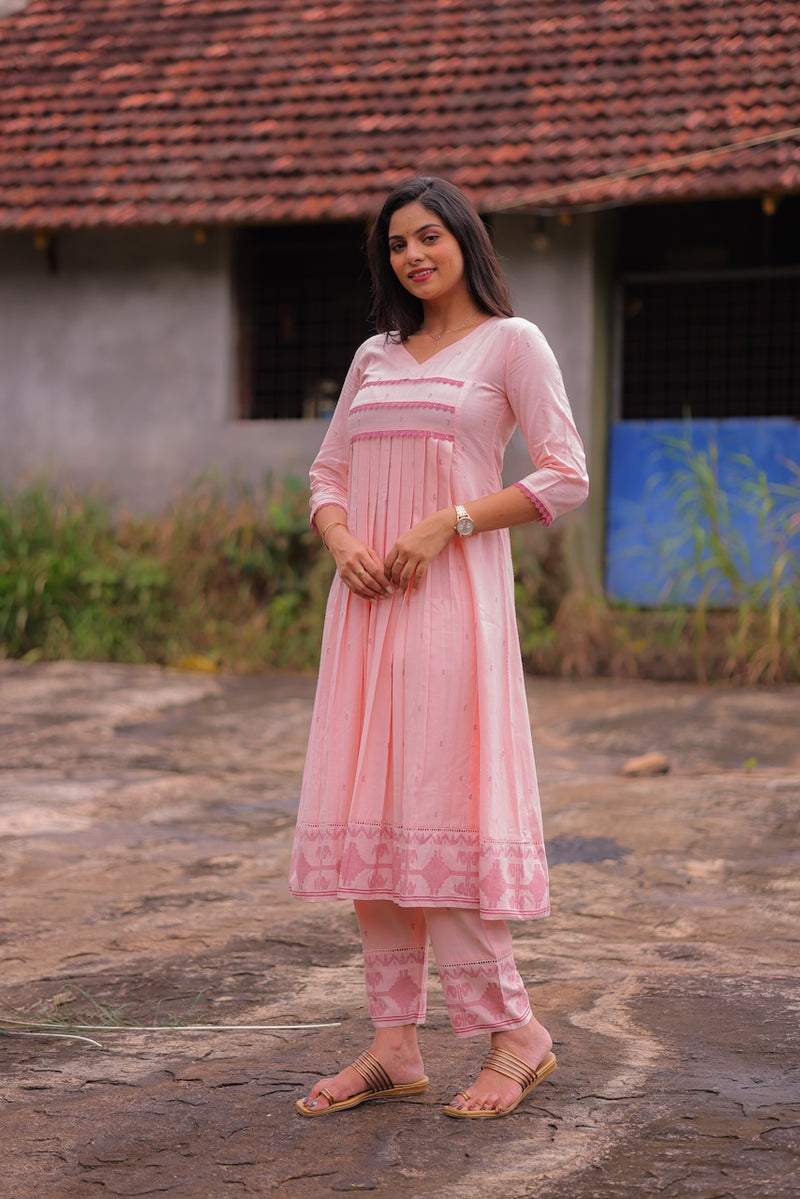 Peach Jamdhani Noor