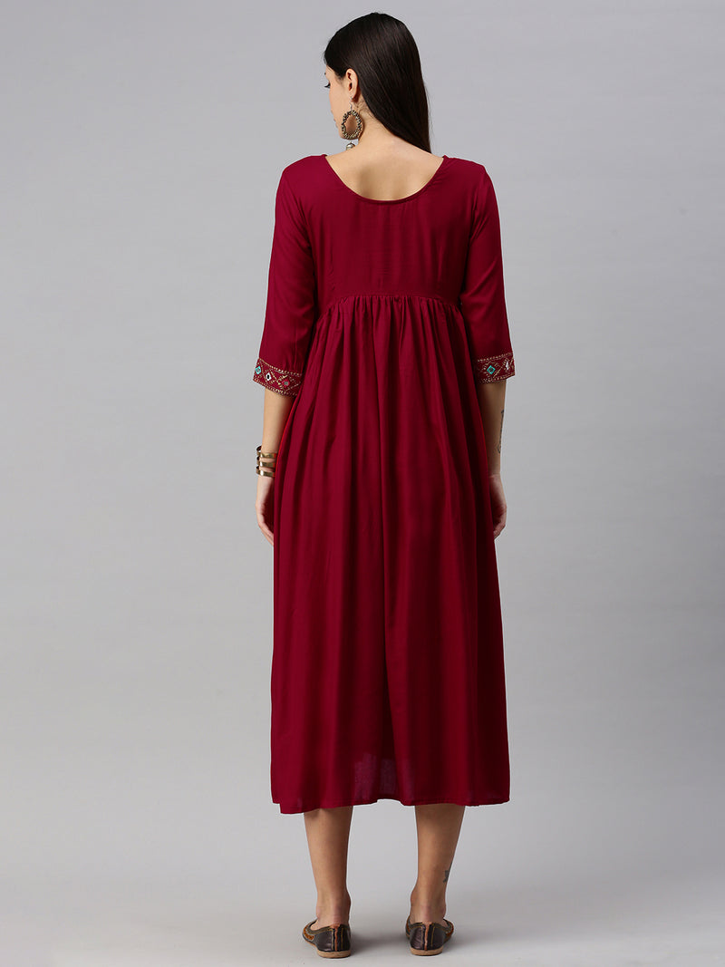 EXP - Red embroidered patch Nursing dress