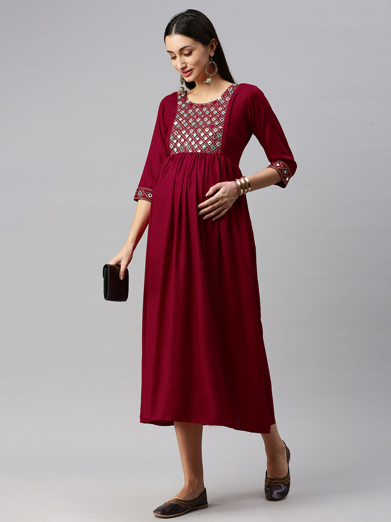 EXP - Red embroidered patch Nursing dress