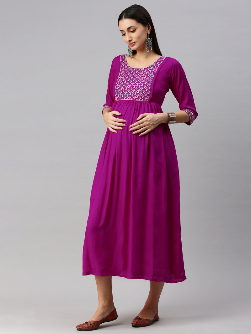 EXP - Magenta embroidered patch Nursing dress