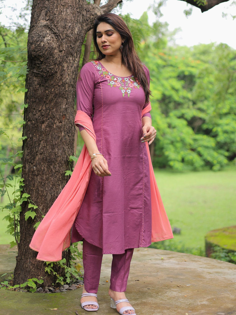 Supriya hand embroidered kurta pant set