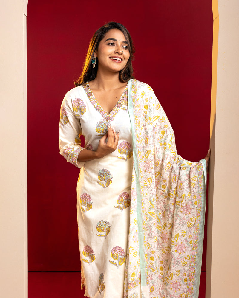 EXP - Diksha - Off White kurta set