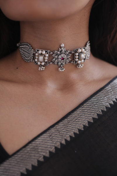 Choker Tamarai