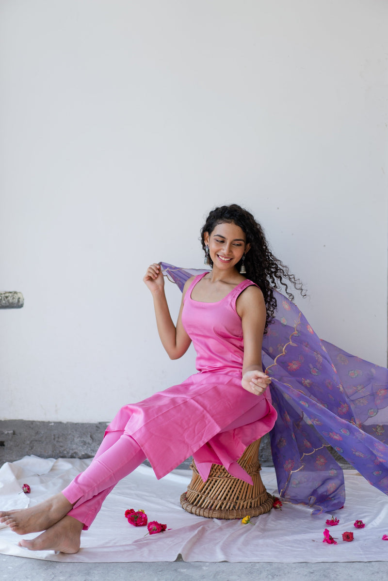 EXP - Neha Pink