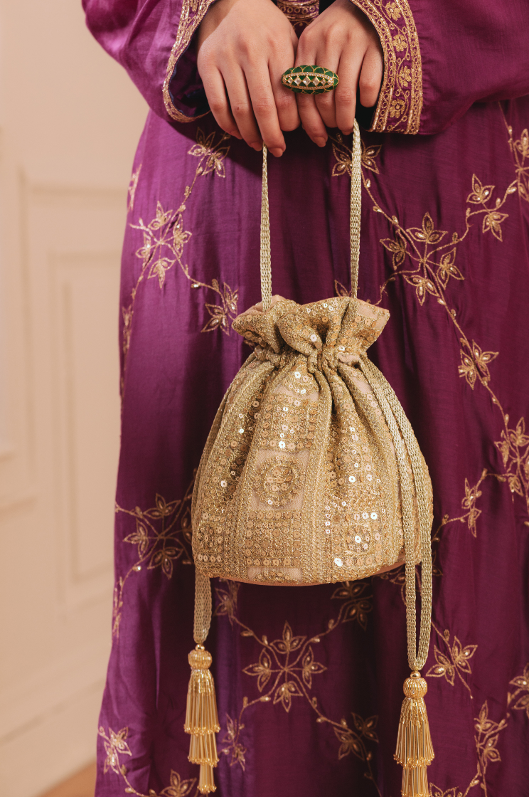 Gold potli bag shop
