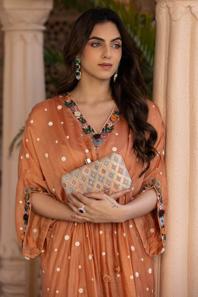 Morocco shaded pure silk banarasi clutch - Peach