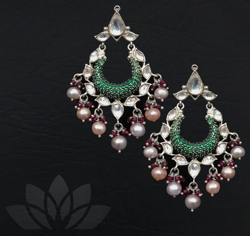 Earrings Yekkada